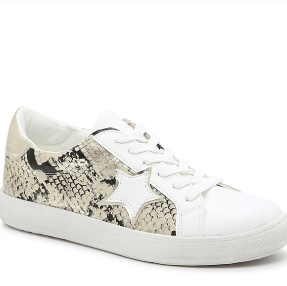 STEVE MADDEN Snakeprint Star Sneakers NIB - Picture 4 of 8